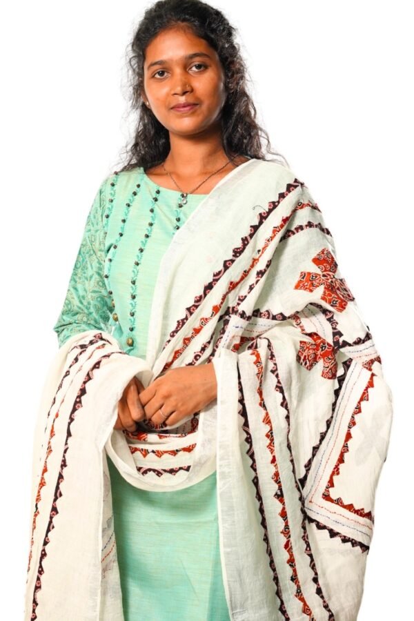 Applique Cut Work Linen Dupatta (White/Mix)