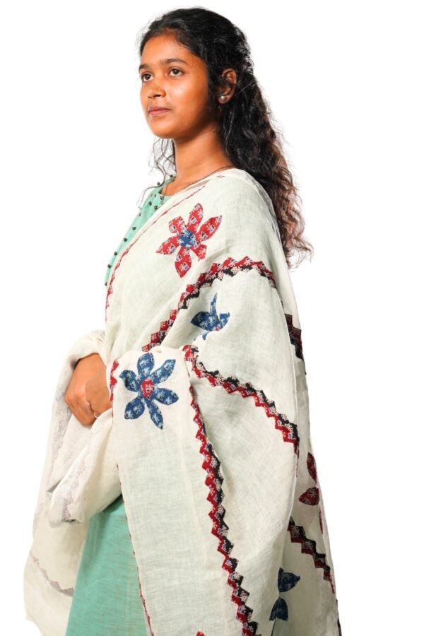 Handmade Pure Linen Applique Cut Work Dupatta (White) - Image 4
