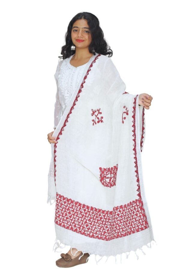 Handmade Pure Linen Applique Cut Work Dupatta (Maroon & white) - Image 3