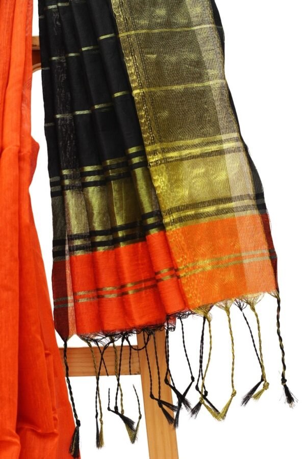 Tisser Handweave Maheshwari Silk Saree with Blouse Piece (Black/Orange) - Image 5