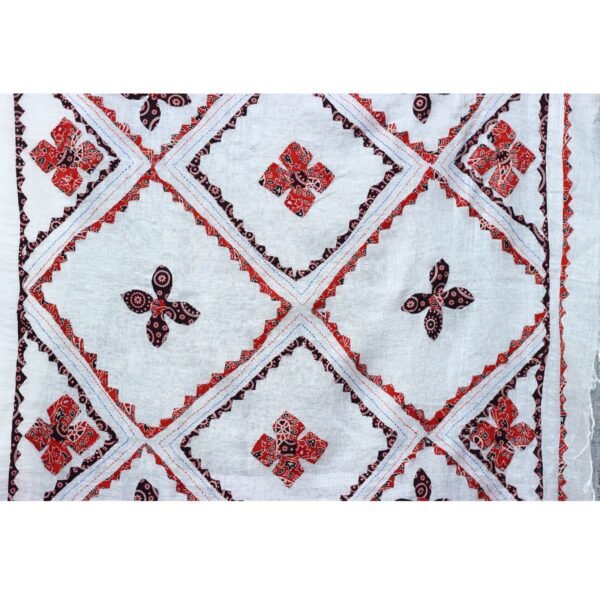 Tisser Applique Cut Work Linen Saree With Blouse Piece (White/mix) - Image 3
