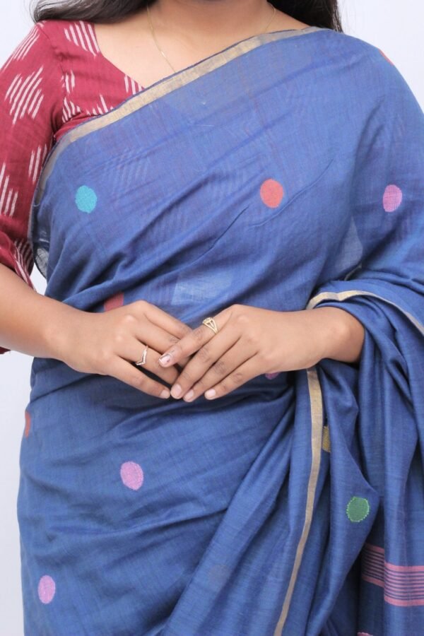Tisser Handloom Linen Saree with Blouse Piece, Lavender Blue, Warli Painted Design - Image 3