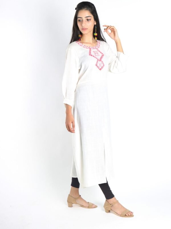 Tisser Cotton Handloom Warli Painted Kurti (White) - Image 2