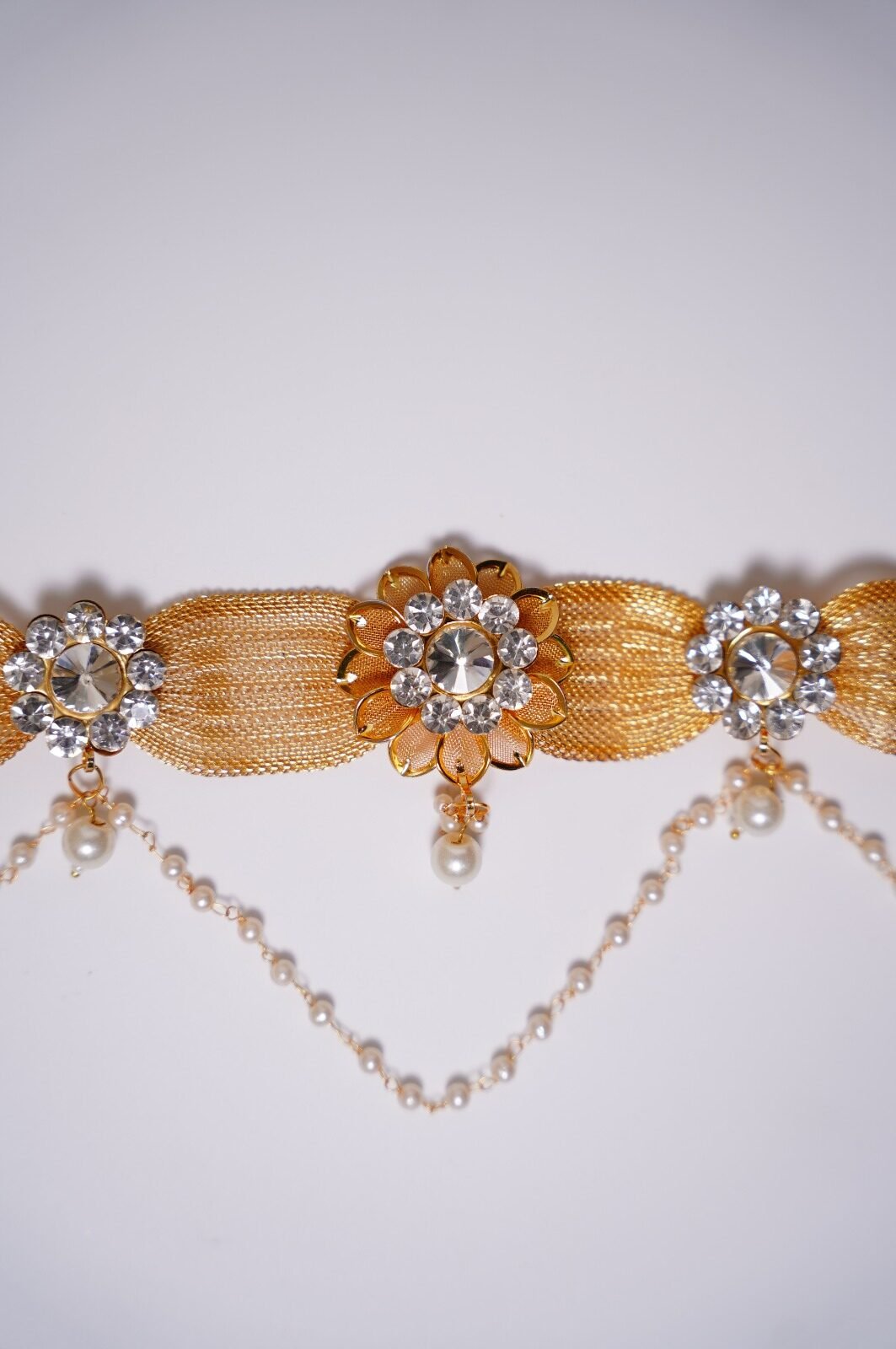 Handwork Gold-Plated Pearl and Rhinestone Kamarpatti - Image 5