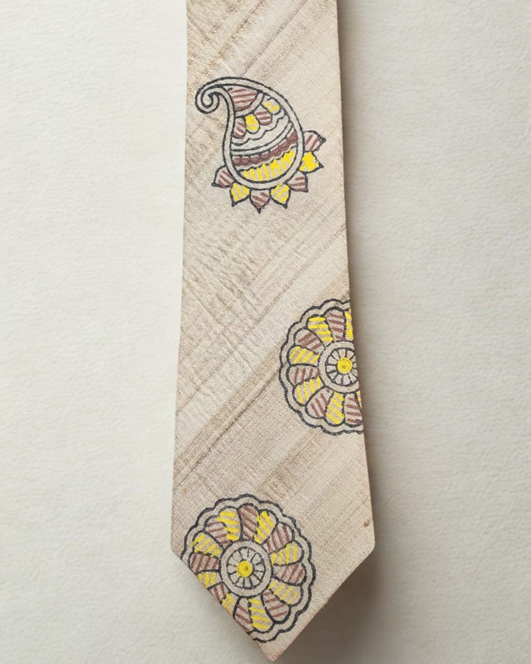 Tisser Handpainted Madhubani Silk Tie (Beige , Yellow & Brown) - Image 3